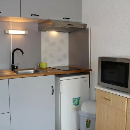 Apartment A Gruissan, 2 Couchages, Piscine, Proche Et Commerces - Fr-1-229-106 Gruissan
