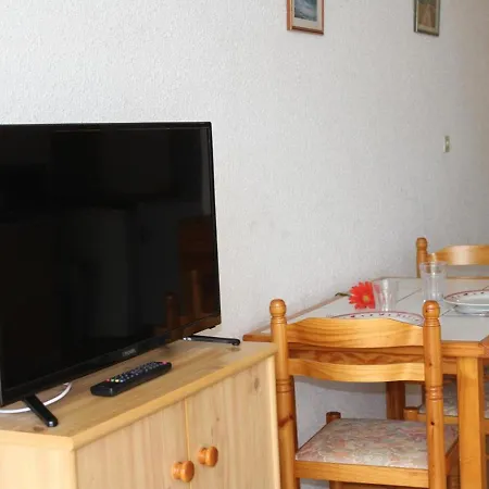 A Gruissan, 2 Couchages, Piscine, Proche Et Commerces - Fr-1-229-106 Apartment Gruissan