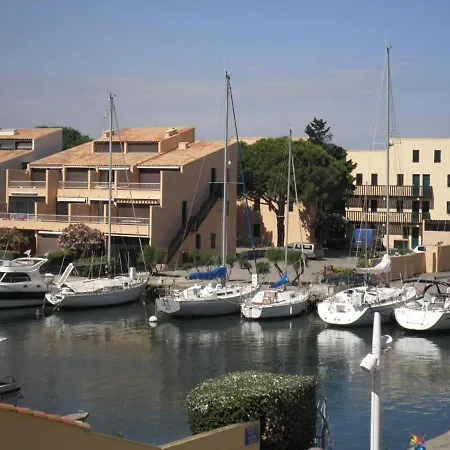 A Gruissan, 2 Couchages, Piscine, Proche Et Commerces - Fr-1-229-106 Apartment *