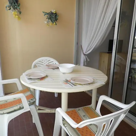 Apartment A Gruissan, 2 Couchages, Piscine, Proche Et Commerces - Fr-1-229-106